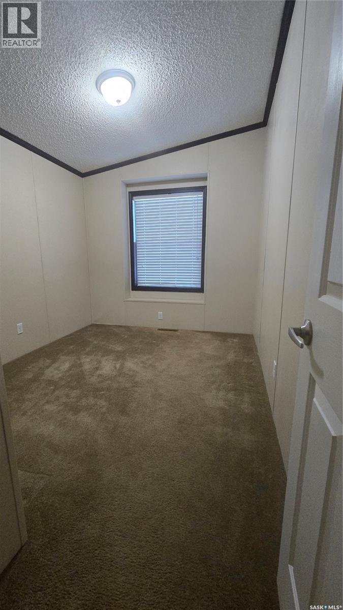 132 Fuller Crescent, Carievale, Saskatchewan  S0C 0P0 - Photo 8 - SK025548