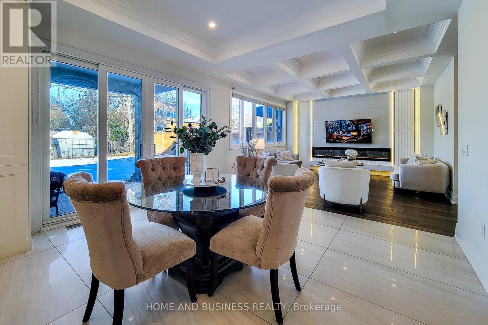 115 Russell Drive, Oakville, Ontario  L6H 1L4 - Photo 11 - W12628926