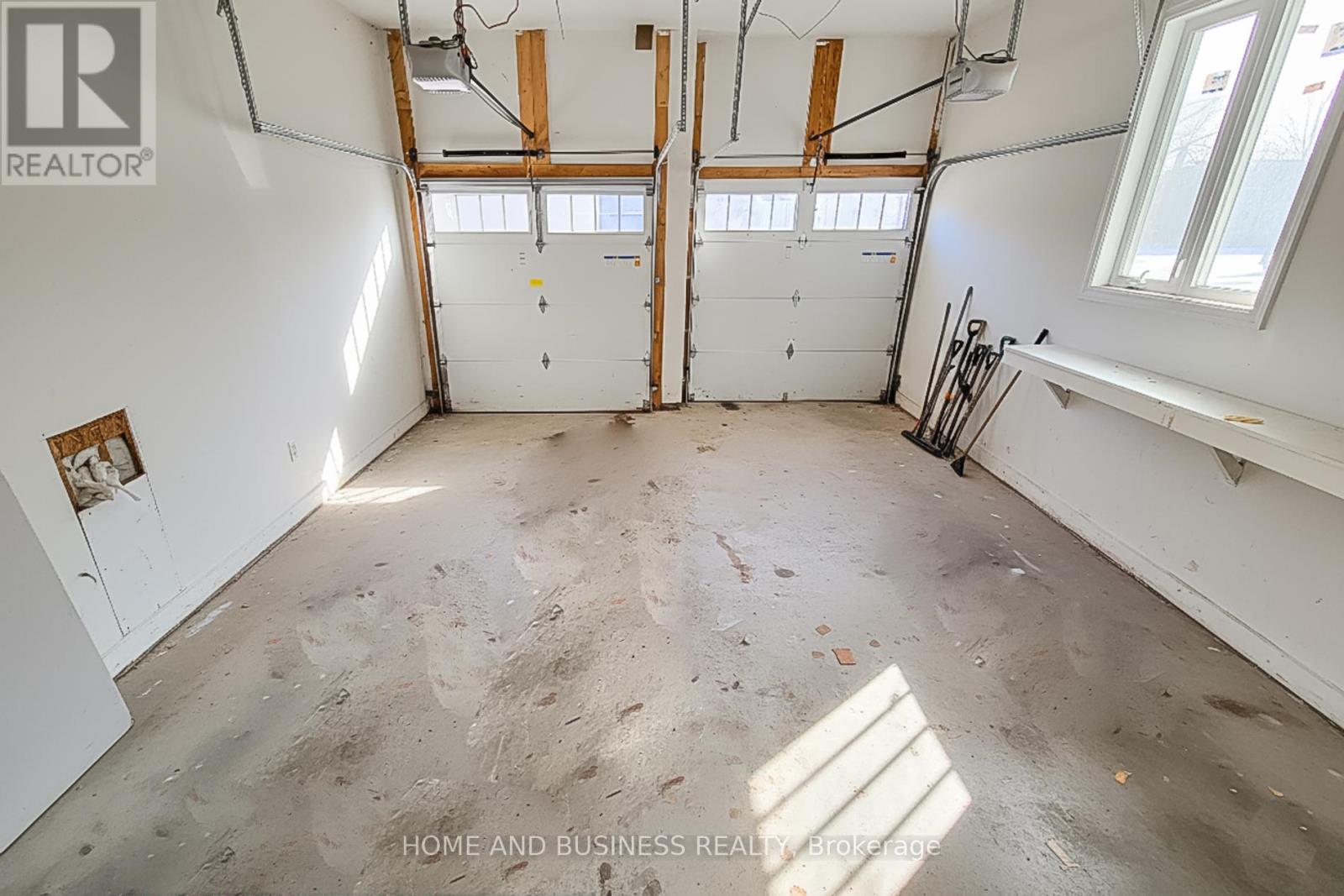 115 Russell Drive, Oakville, Ontario  L6H 1L4 - Photo 45 - W12628926