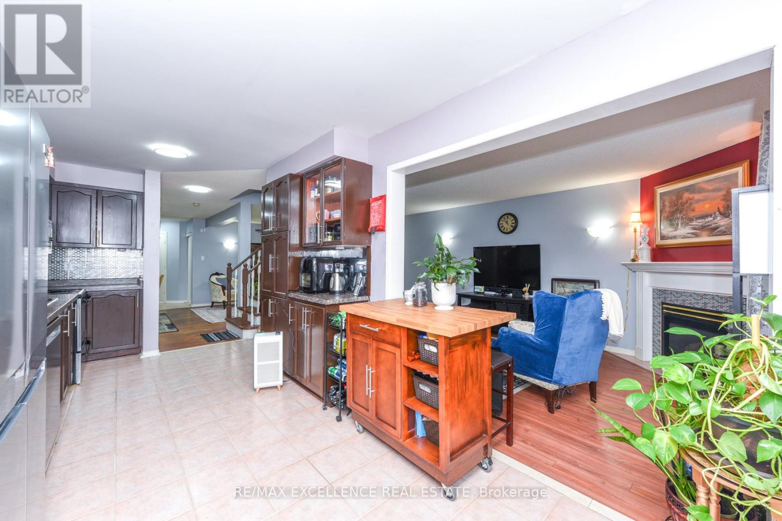 11 Arthurs Crescent, Brampton, Ontario  L6Y 4Y5 - Photo 13 - W12628930