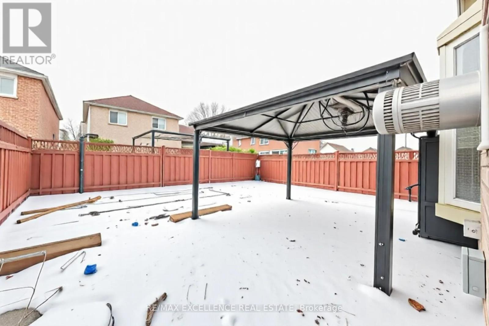 11 Arthurs Crescent, Brampton, Ontario  L6Y 4Y5 - Photo 37 - W12628930