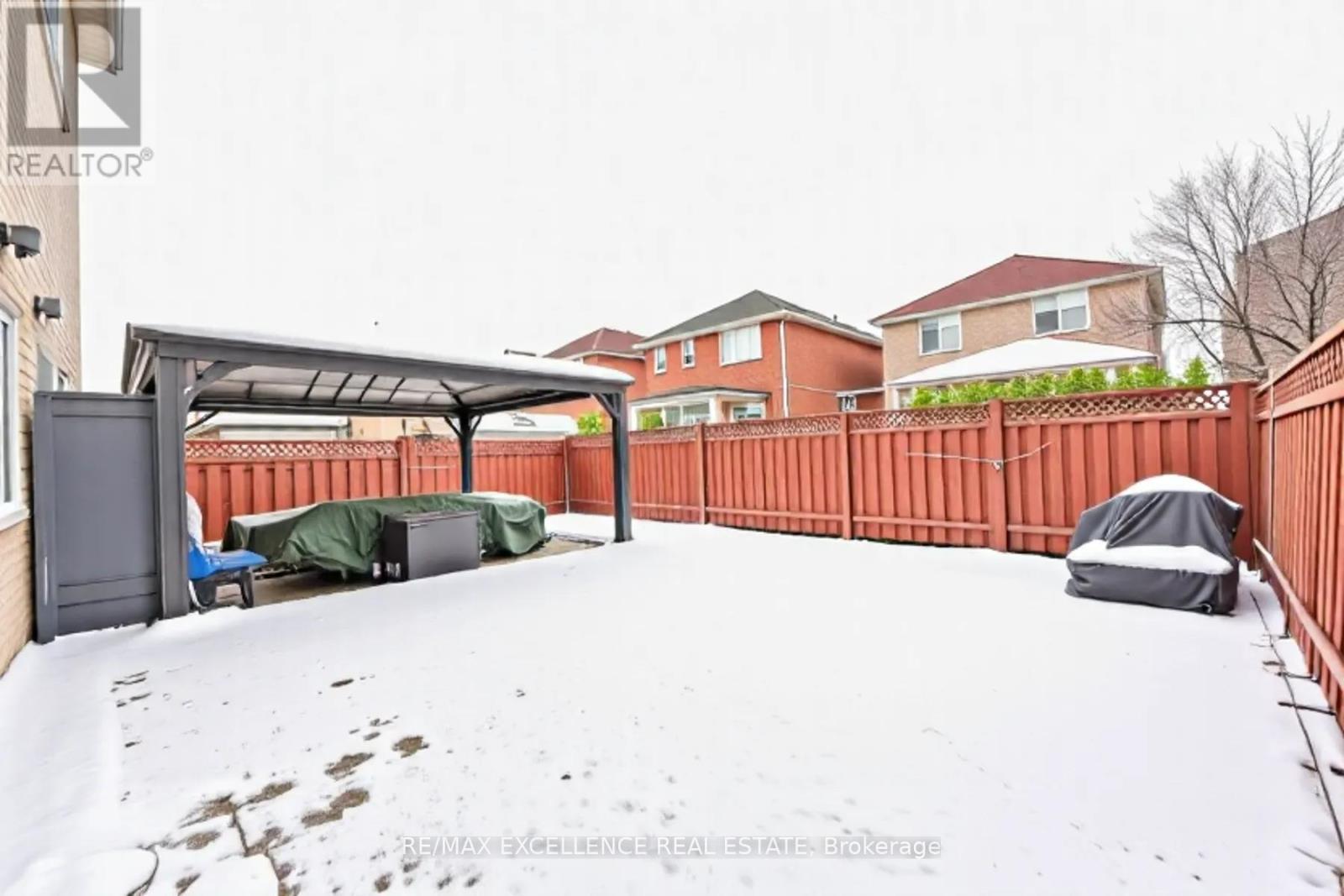 11 Arthurs Crescent, Brampton, Ontario  L6Y 4Y5 - Photo 38 - W12628930