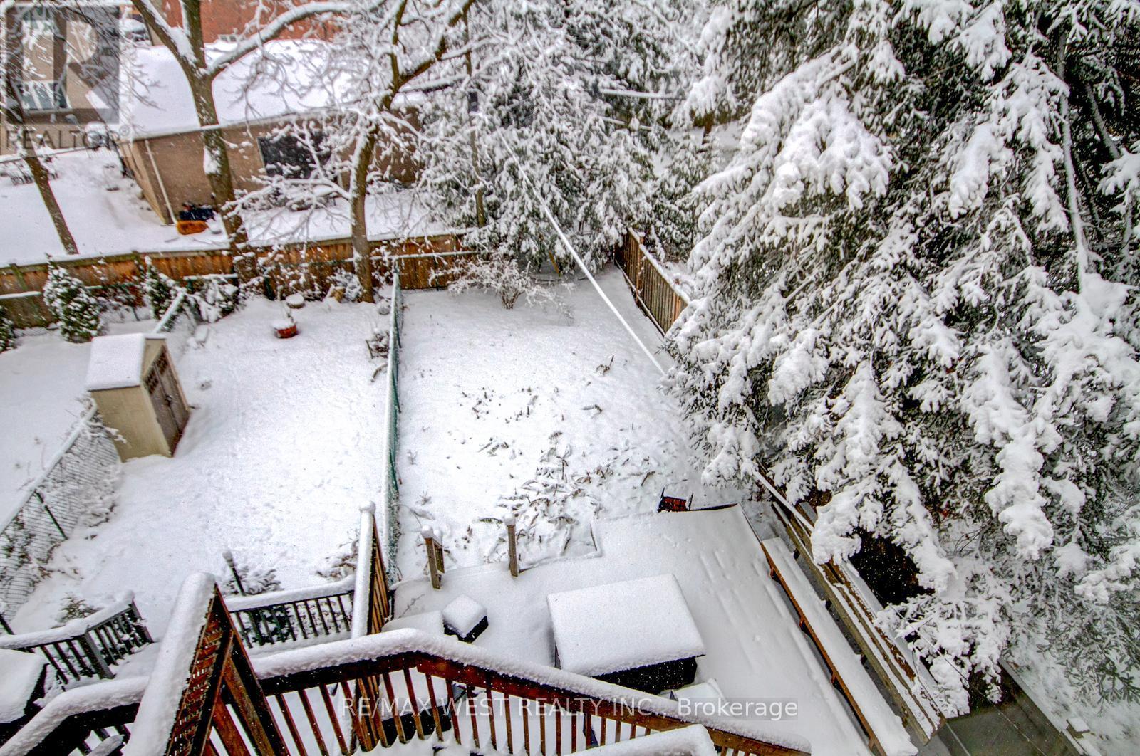 104a Benson Avenue, Richmond Hill, Ontario  L4C 4E7 - Photo 21 - N12627992