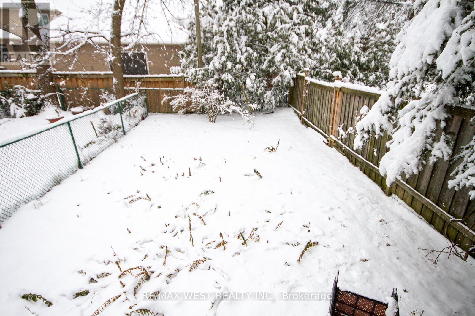 104a Benson Avenue, Richmond Hill, Ontario  L4C 4E7 - Photo 35 - N12627992