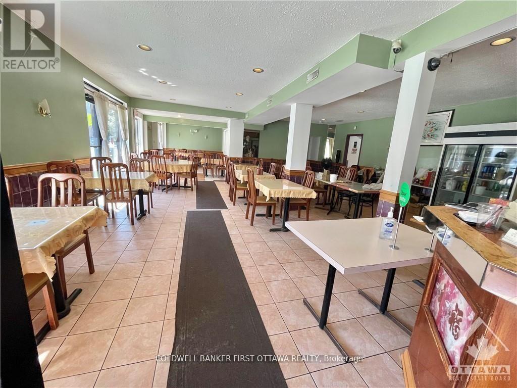 350 Booth Street, Ottawa, Ontario  K1R 7K4 - Photo 5 - X12628958