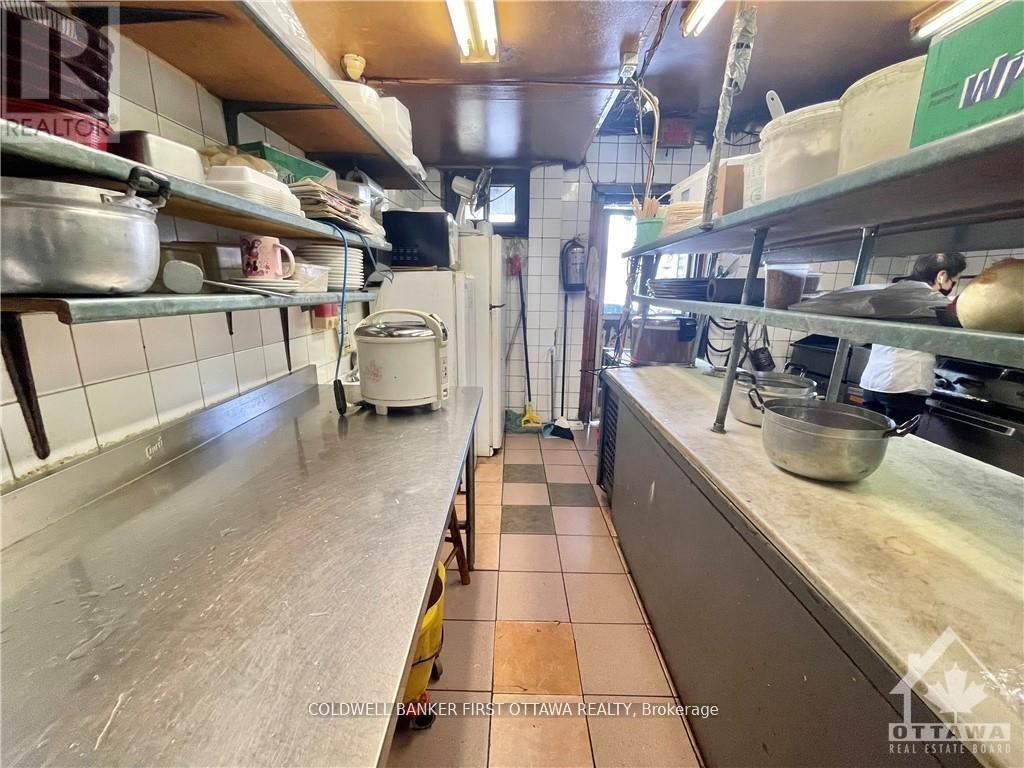 350 Booth Street, Ottawa, Ontario  K1R 7K4 - Photo 6 - X12628958