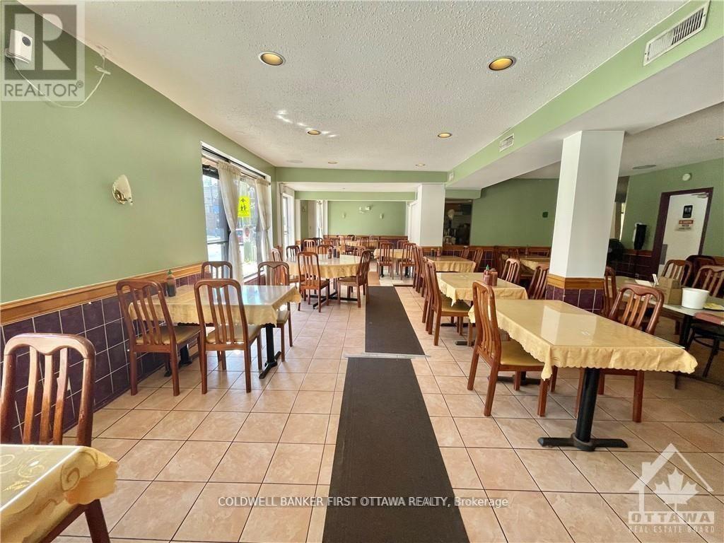 350 Booth Street, Ottawa, Ontario  K1R 7K4 - Photo 4 - X12628966