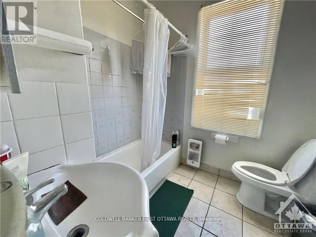 350 Booth Street, Ottawa, Ontario  K1R 7K4 - Photo 9 - X12628966