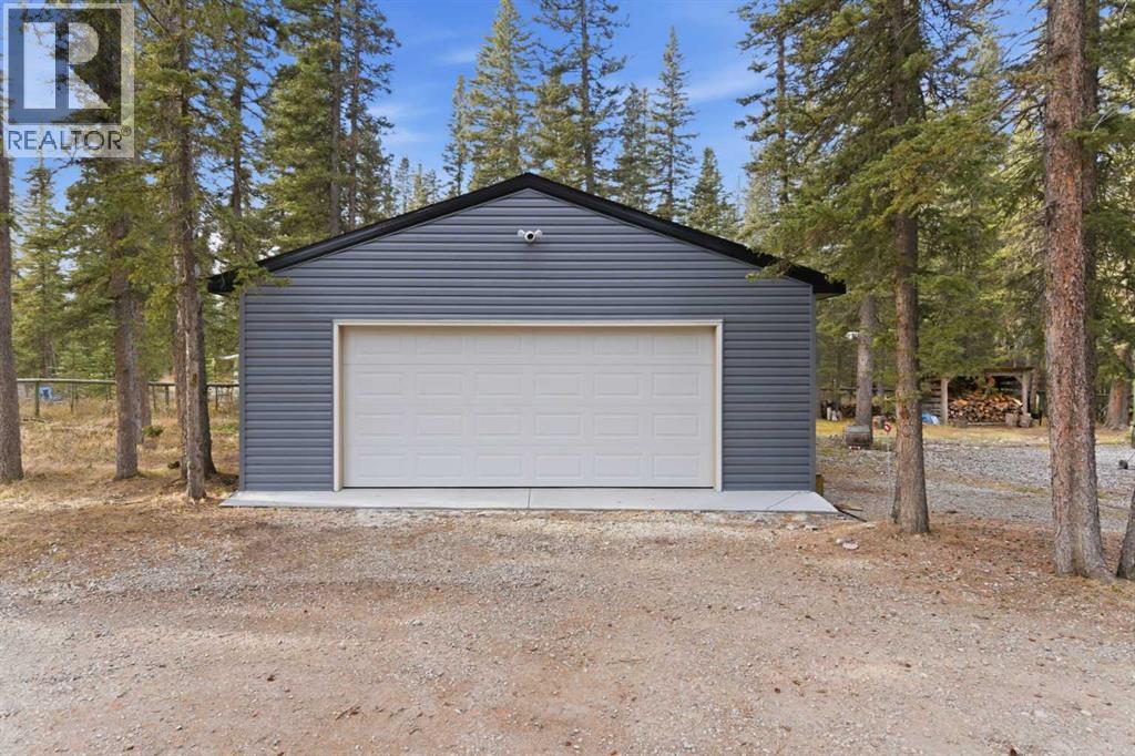 15 Park Point, Bragg Creek, Alberta  T0L 0K0 - Photo 47 - A2270590