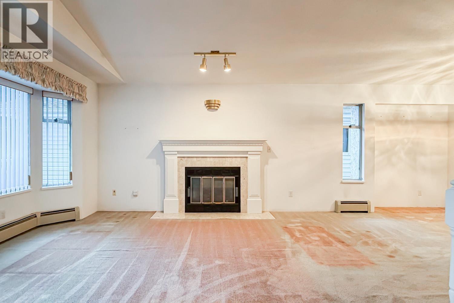 7459 Holly Street, Burnaby, British Columbia  V5E 2C3 - Photo 4 - R3073506