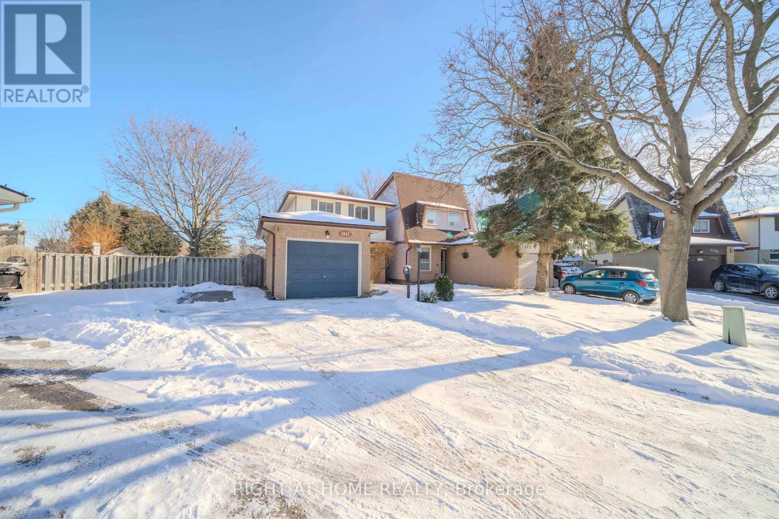 1347 Astra Court, Oshawa, Ontario  L1K 1H6 - Photo 2 - E12628952