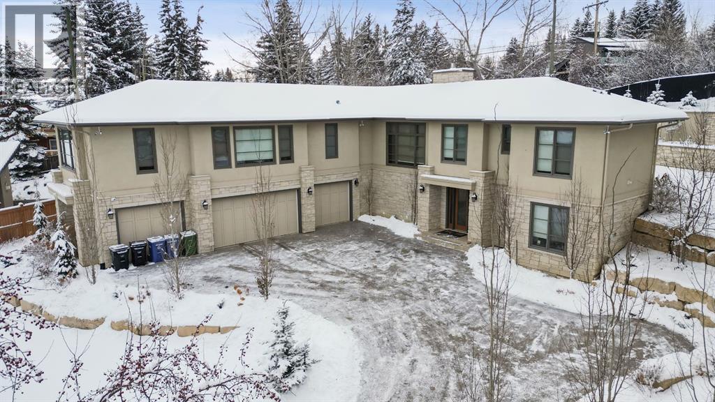 215 Patton Court Sw, Calgary, Alberta  T2V 5G4 - Photo 2 - A2234328