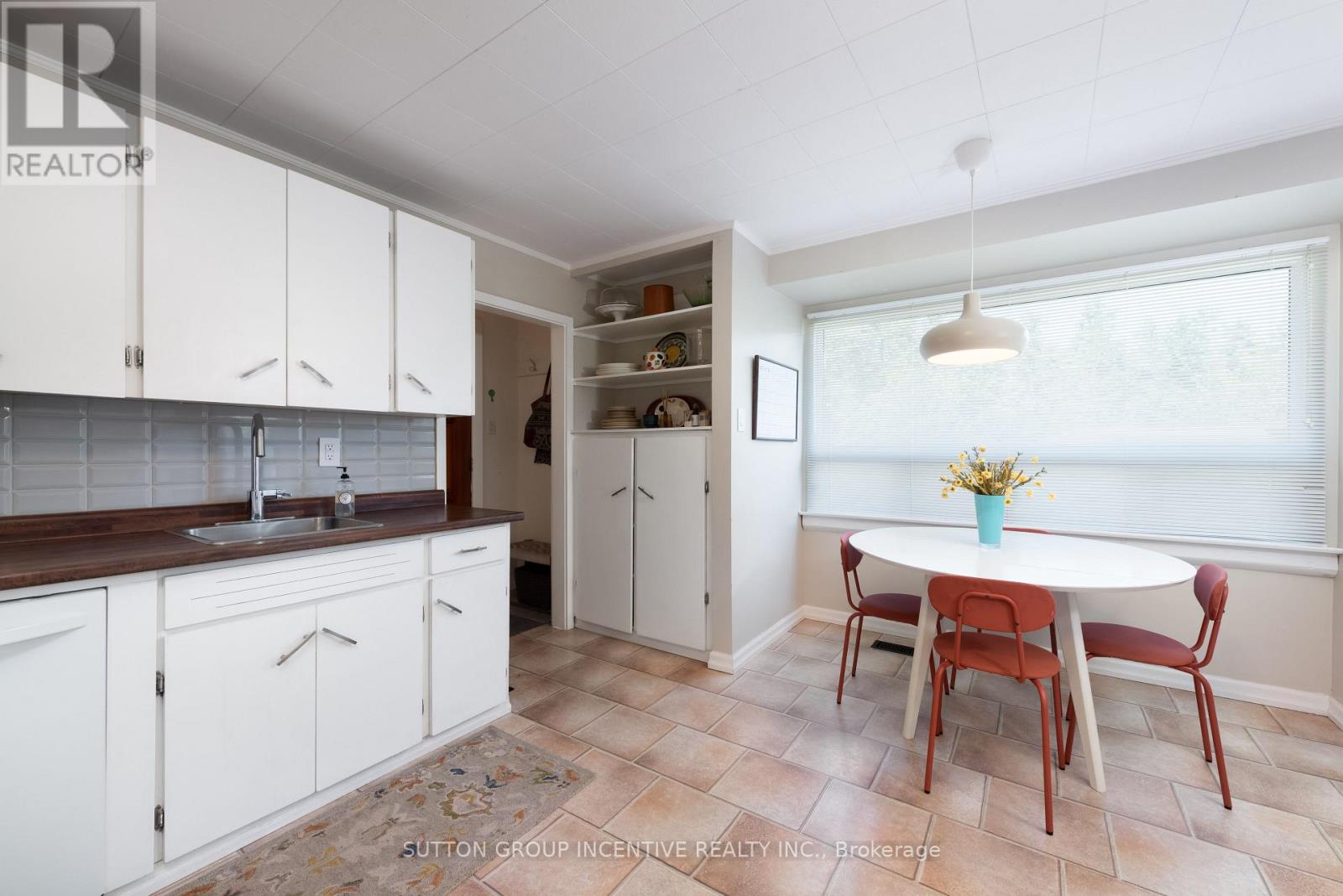 1171 Carson Road, Springwater, Ontario  L4M 4S5 - Photo 11 - S12628956