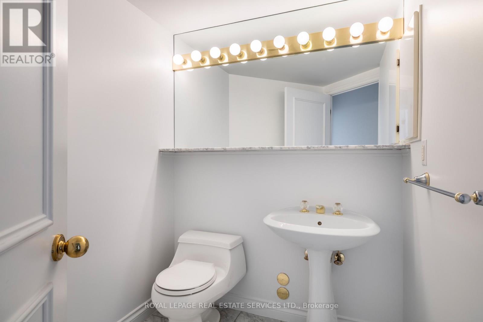 1605 - 1 Palace Pier Court, Toronto, Ontario  M8V 3W9 - Photo 18 - W11895734