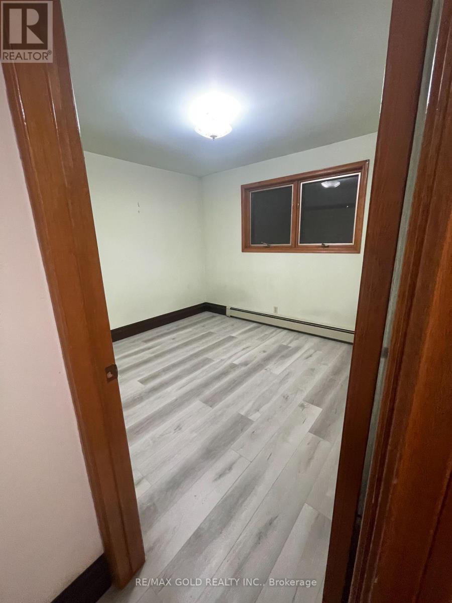 1709 Hansuld Street, London East, Ontario  N5V 1Y6 - Photo 12 - X12628948