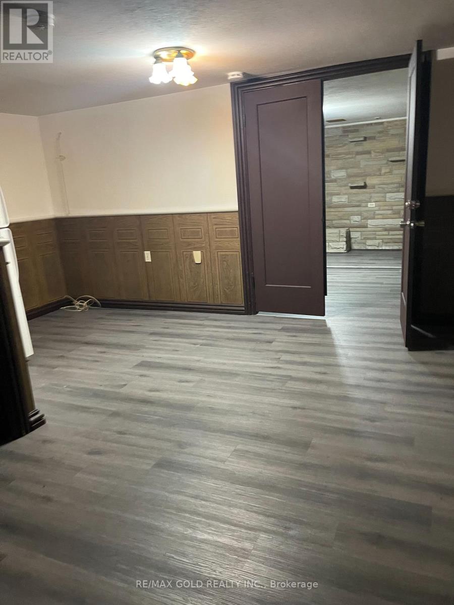 1709 Hansuld Street, London East, Ontario  N5V 1Y6 - Photo 14 - X12628948