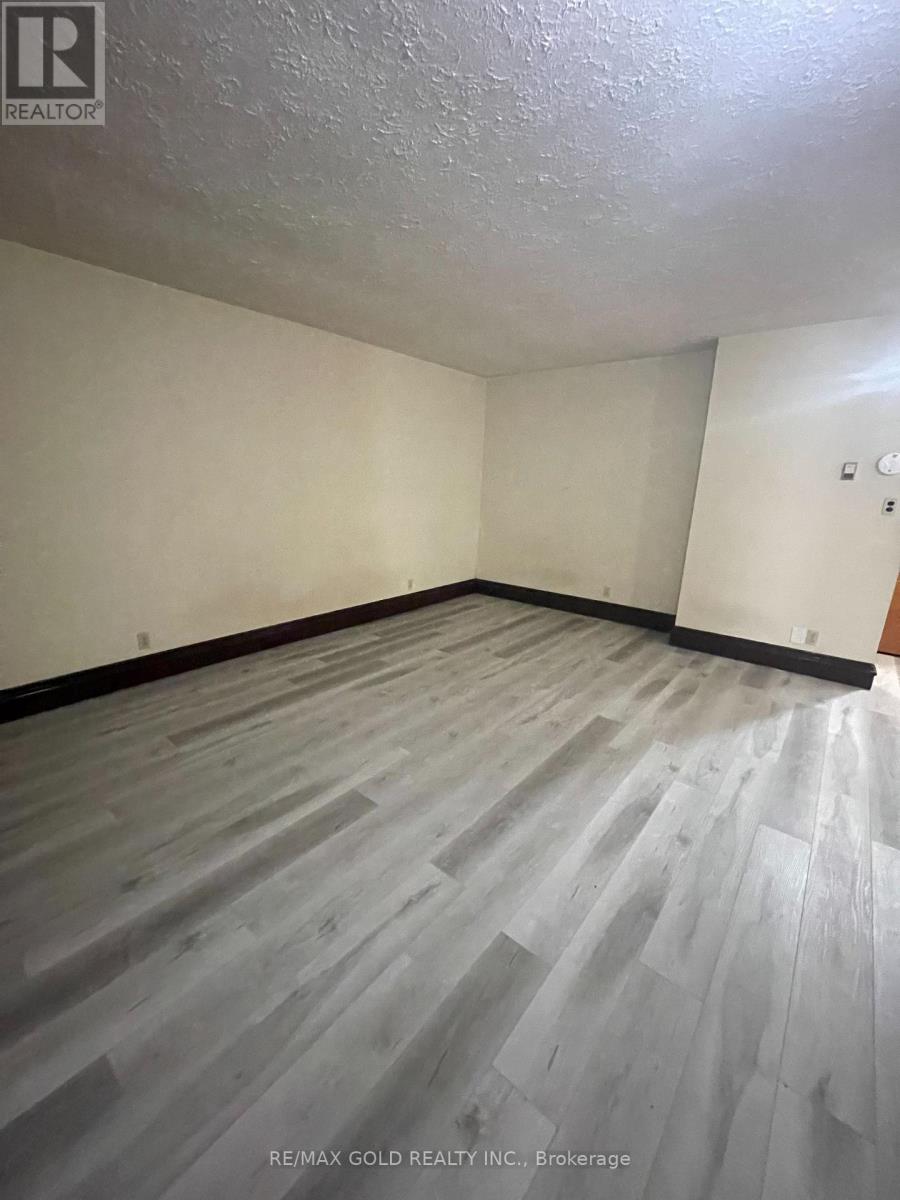 1709 Hansuld Street, London East, Ontario  N5V 1Y6 - Photo 15 - X12628948