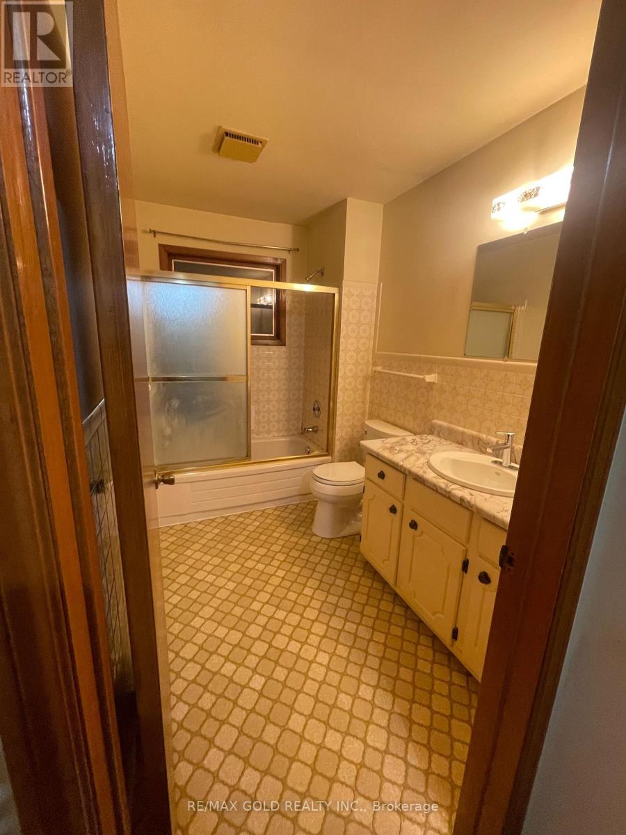 1709 Hansuld Street, London East, Ontario  N5V 1Y6 - Photo 8 - X12628948