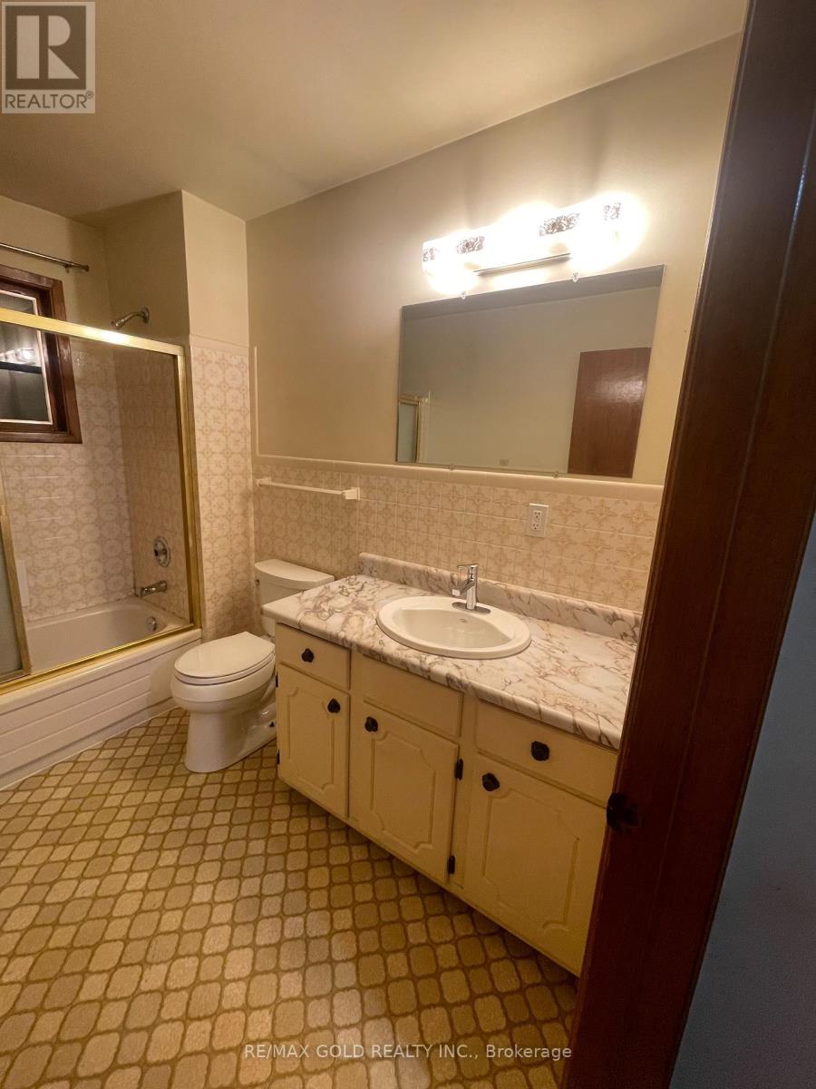 1709 Hansuld Street, London East, Ontario  N5V 1Y6 - Photo 9 - X12628948