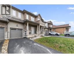 17 DENNIS Drive, Smithville, Ontario