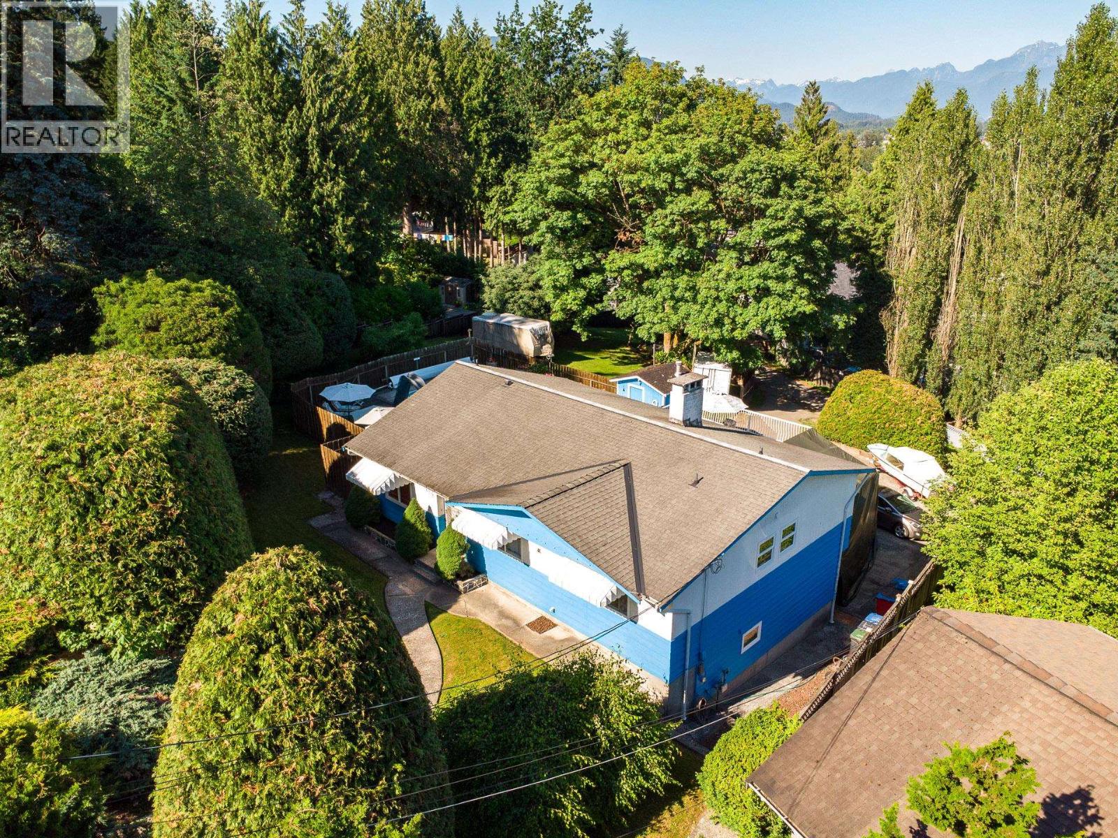 1619 Stella Place, Port Coquitlam, British Columbia  V3C 2R4 - Photo 6 - R3022243