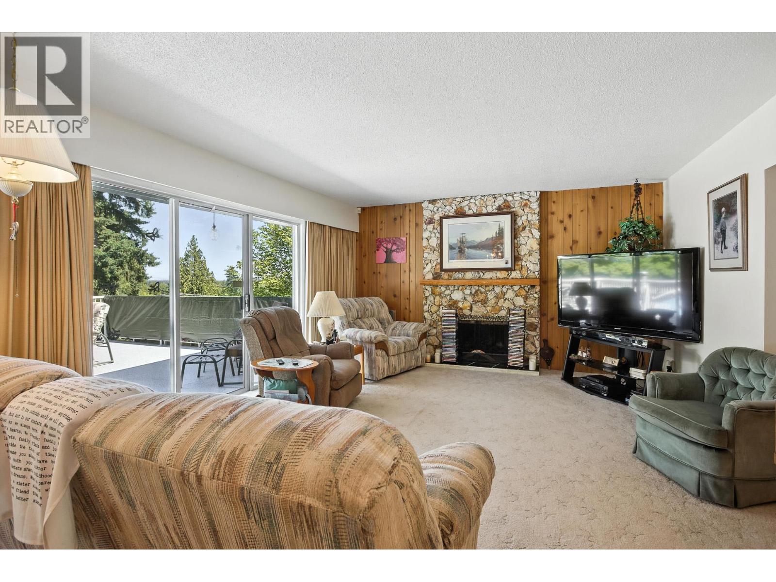 1619 Stella Place, Port Coquitlam, British Columbia  V3C 2R4 - Photo 11 - R3022243