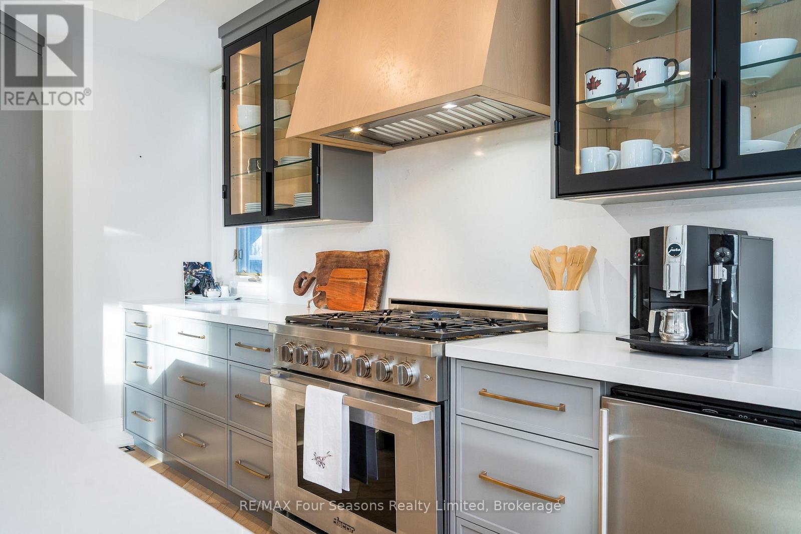 58 - 204 Blueski George Crescent, Blue Mountains, Ontario  L9Y 0V4 - Photo 11 - X12628972