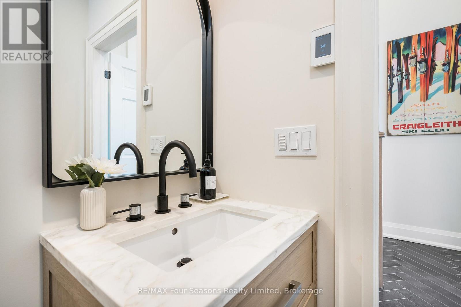 58 - 204 Blueski George Crescent, Blue Mountains, Ontario  L9Y 0V4 - Photo 15 - X12628972