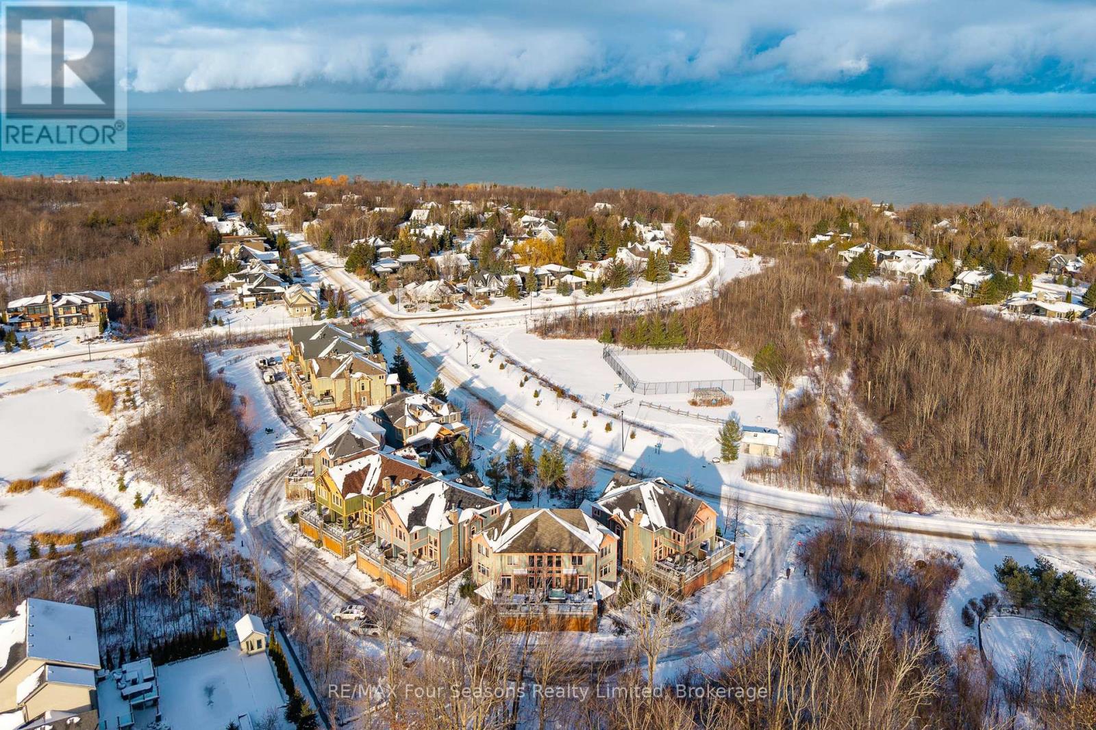 58 - 204 Blueski George Crescent, Blue Mountains, Ontario  L9Y 0V4 - Photo 44 - X12628972