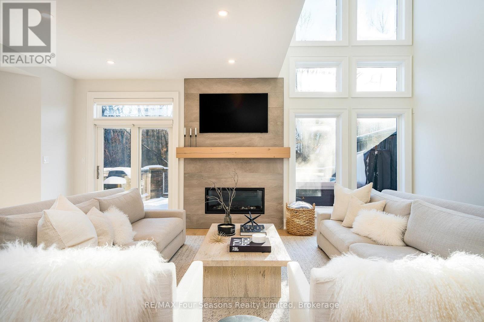 58 - 204 Blueski George Crescent, Blue Mountains, Ontario  L9Y 0V4 - Photo 5 - X12628972