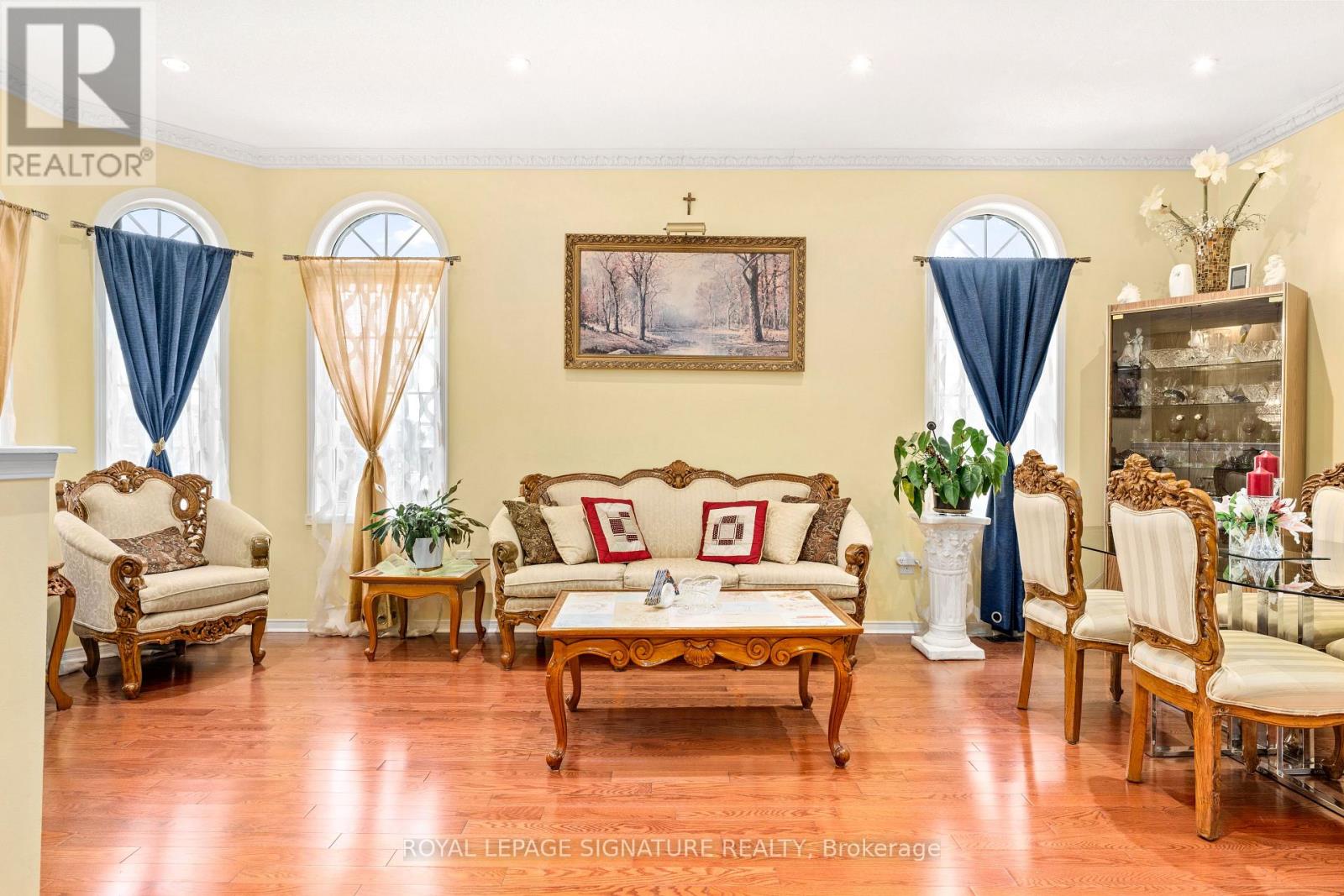 687 Twain Avenue, Mississauga, Ontario  L5W 1K7 - Photo 12 - W12627186