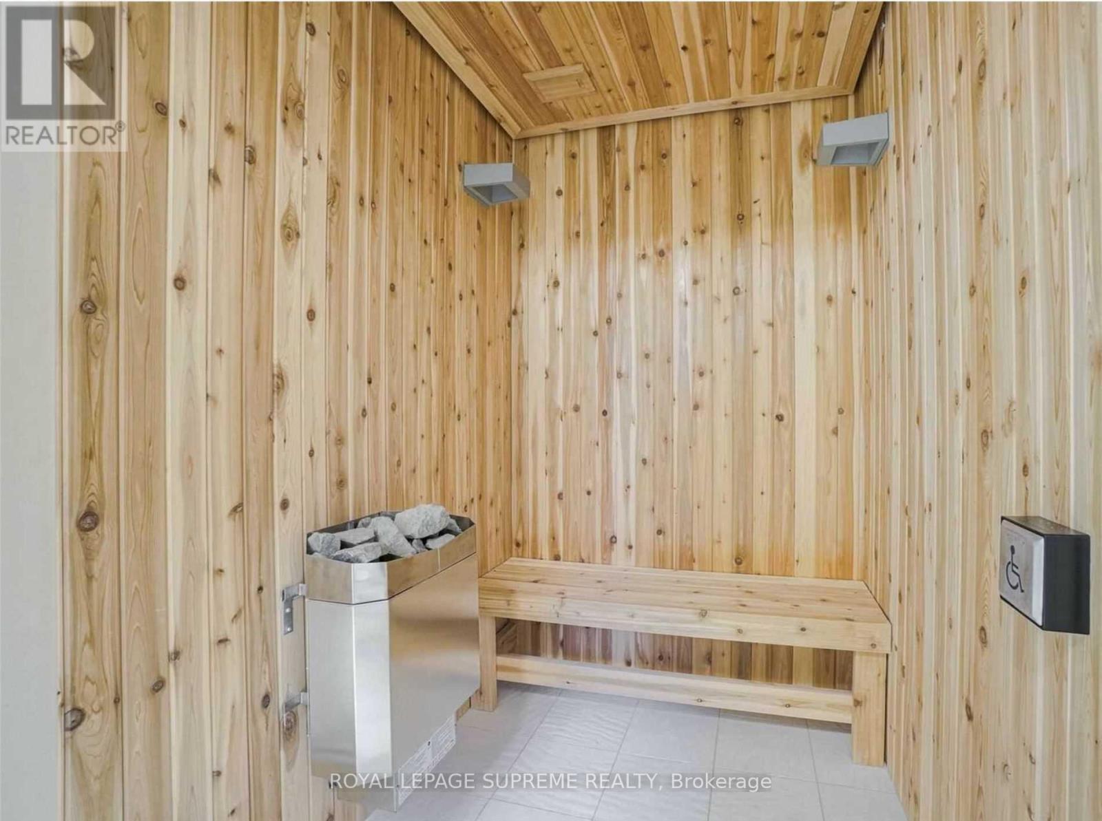 1402 - 75 Oneida Crescent, Richmond Hill, Ontario  L4B 0H3 - Photo 21 - N12628990