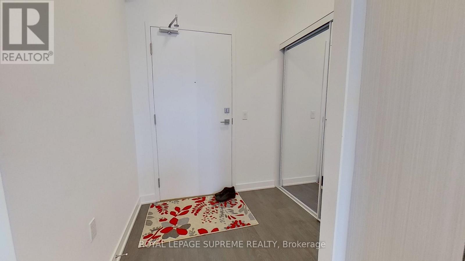 1402 - 75 Oneida Crescent, Richmond Hill, Ontario  L4B 0H3 - Photo 5 - N12628990