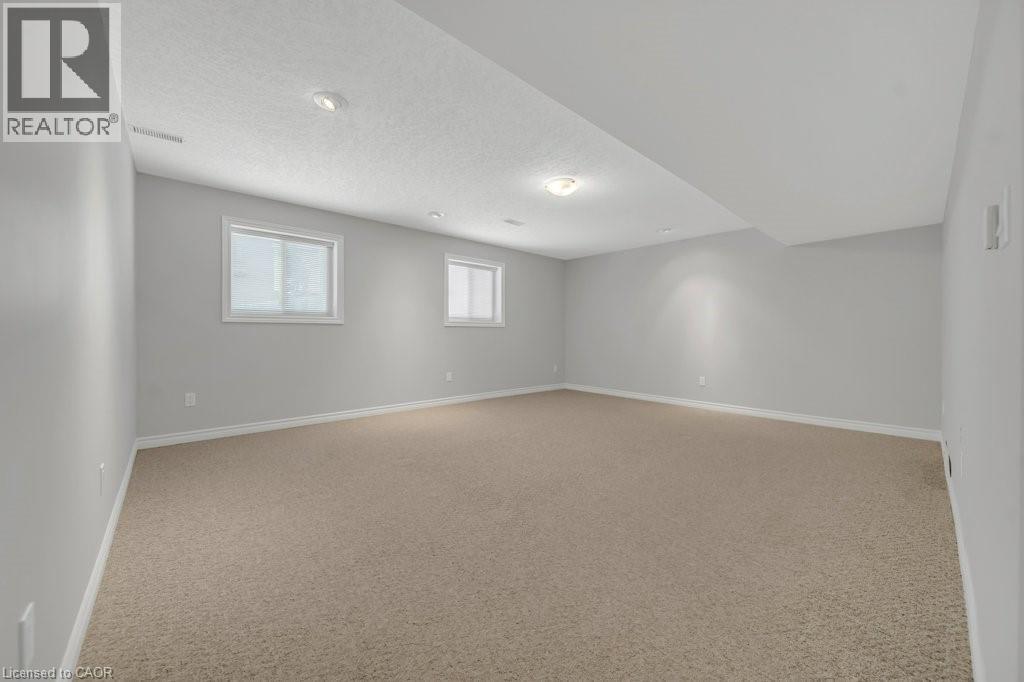 114 Glencliffe Court, Kitchener, Ontario  N2B 3X1 - Photo 26 - 40793533