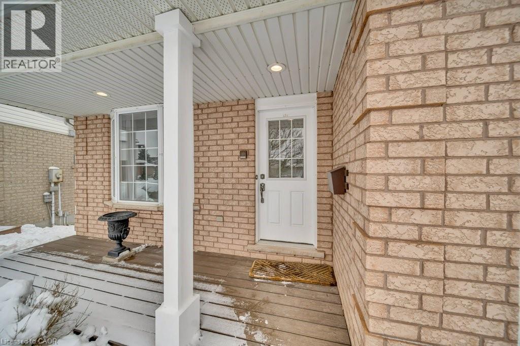 114 Glencliffe Court, Kitchener, Ontario  N2B 3X1 - Photo 3 - 40793533