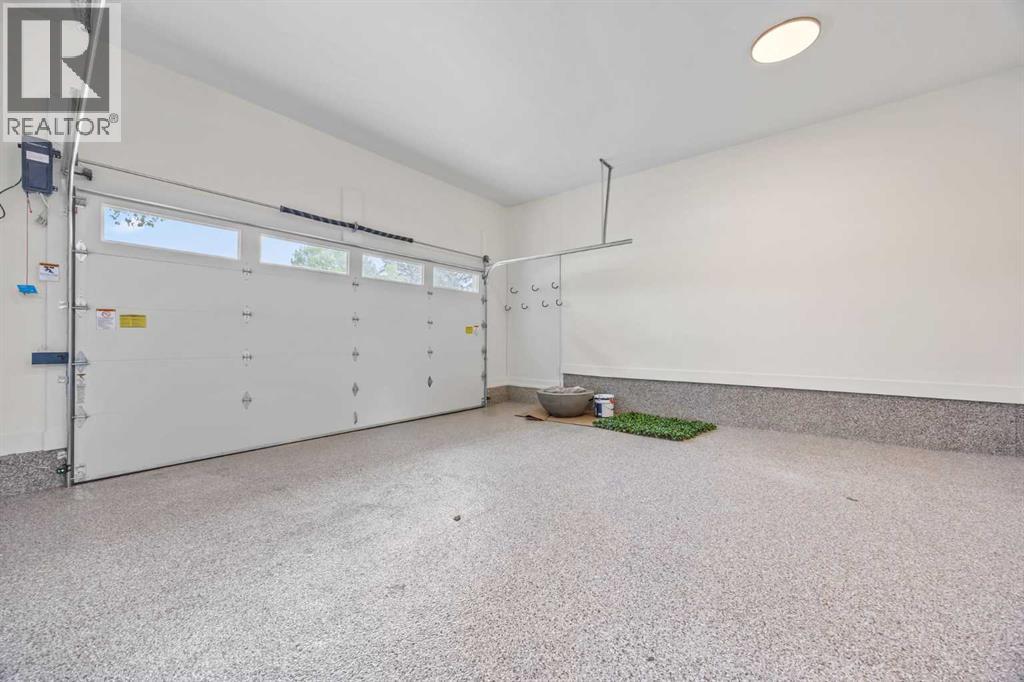 12 Vardana Place Nw, Calgary, Alberta  T3A 0C5 - Photo 38 - A2262185