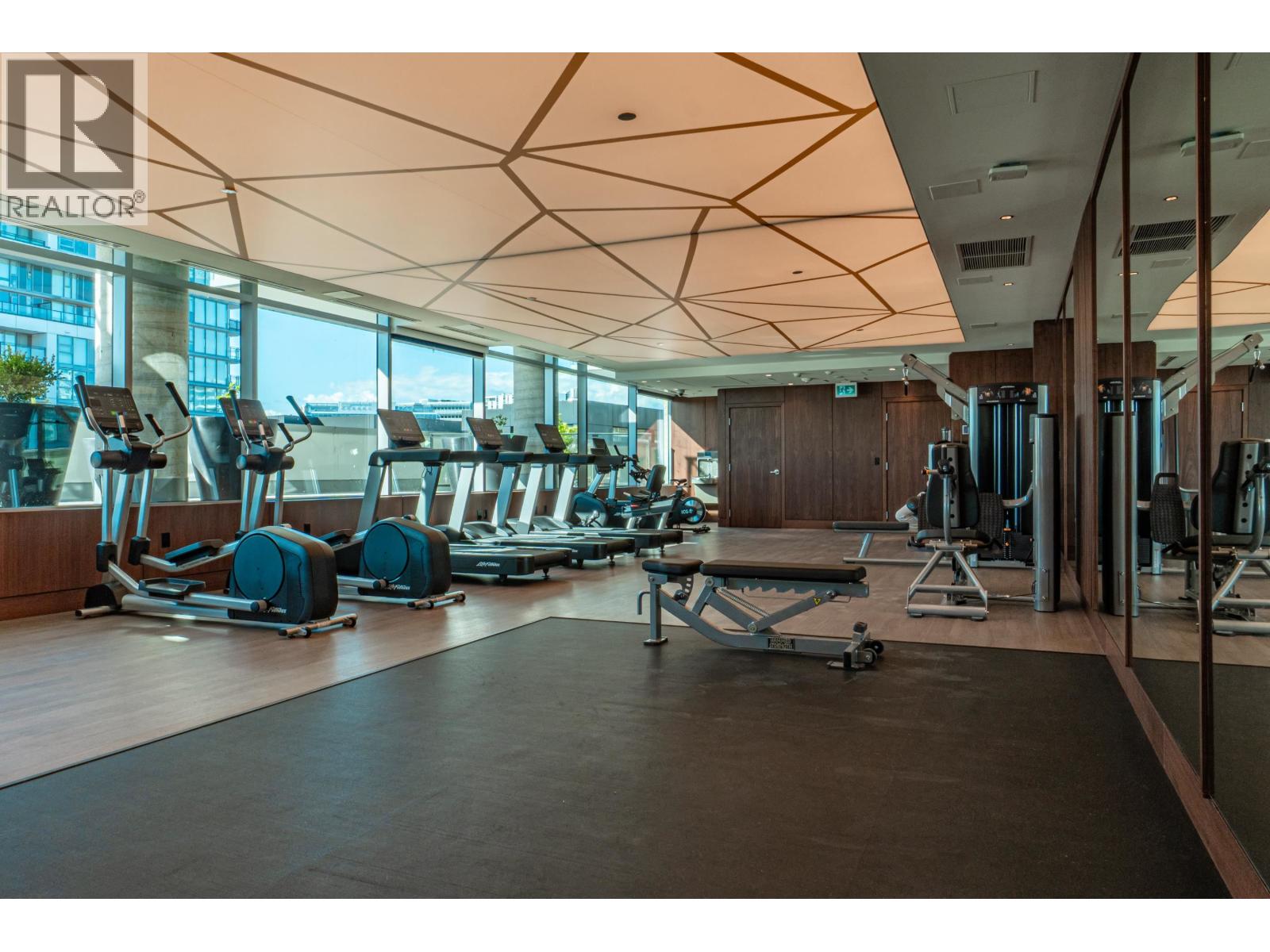 582 8608 Hazelbridge Way, Richmond, British Columbia  V6X 0W2 - Photo 35 - R3073374