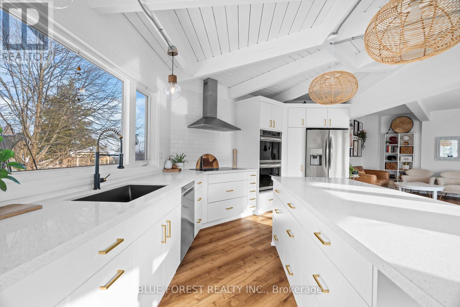 521 Upper Queen Street, London South, Ontario  N6C 3T8 - Photo 18 - X12629016