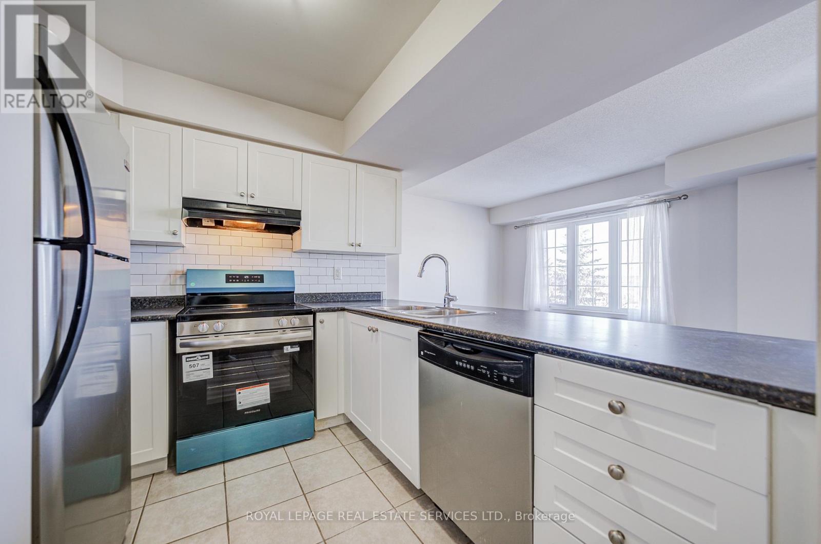 2614 Dashwood Drive, Oakville, Ontario  L6M 0K5 - Photo 17 - W12627280