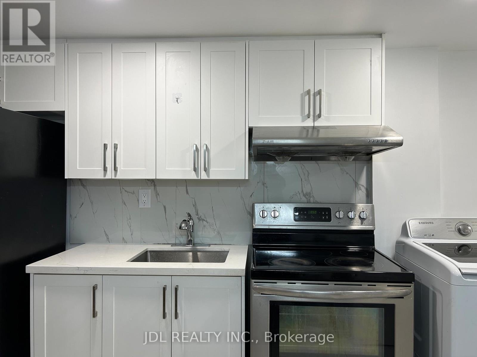 UNIT C - 80 MOSEDALE CRES CRESCENT, Toronto, Ontario