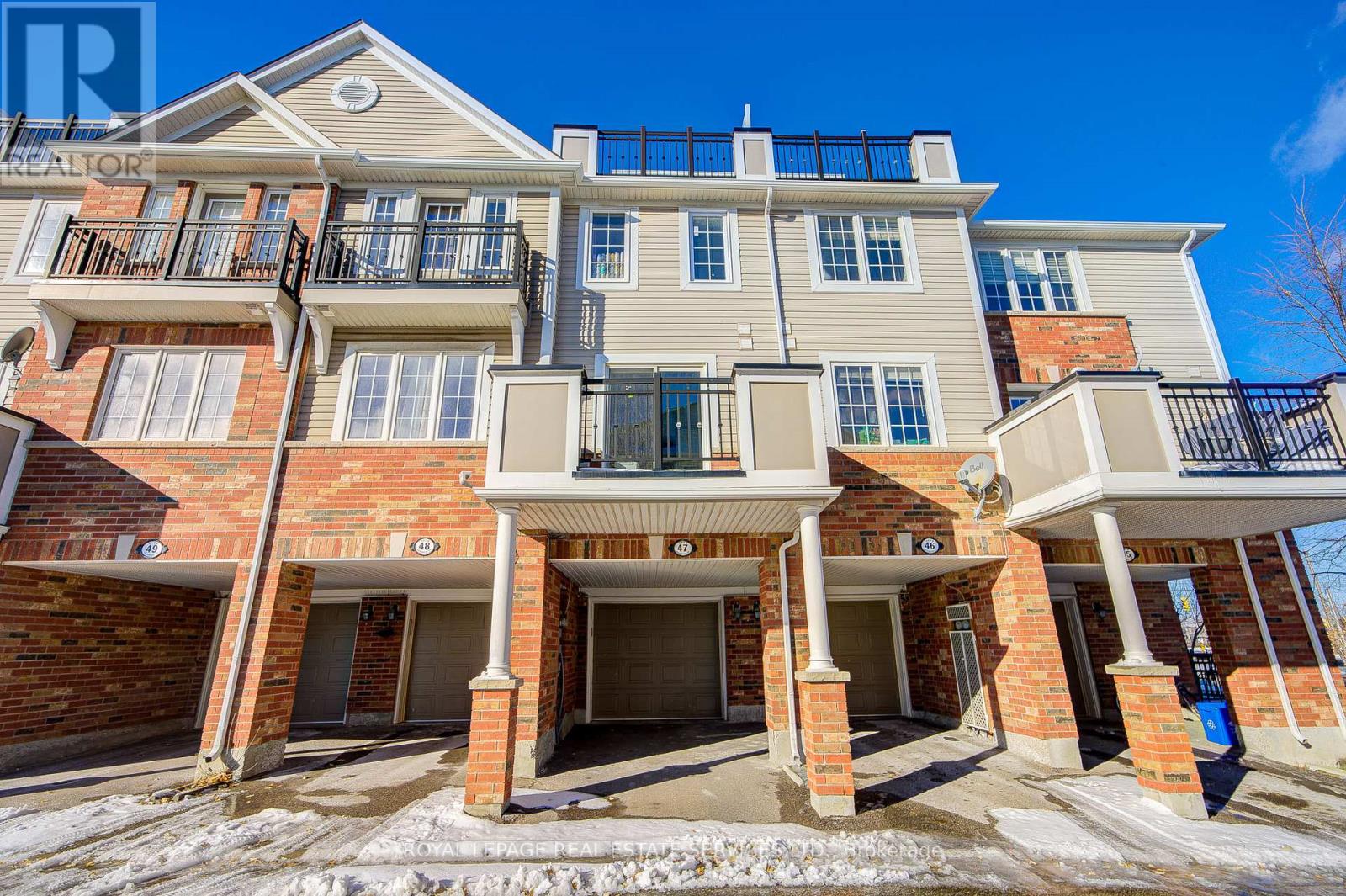 2614 Dashwood Drive, Oakville, Ontario  L6M 0K5 - Photo 6 - W12627280