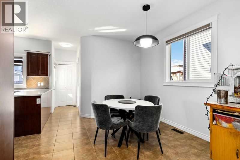 128 Juniper Street, Fort Mcmurray, Alberta T9K 0M8 - Photo 10 - A2256138