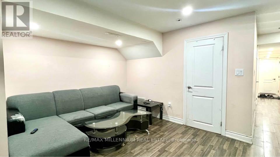 Bsmt - 49 Frenchpark Circle, Brampton, Ontario  L6X 0Y6 - Photo 5 - W12629002