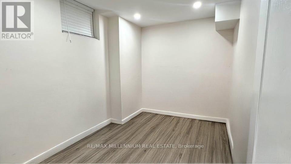 Bsmt - 49 Frenchpark Circle, Brampton, Ontario  L6X 0Y6 - Photo 7 - W12629002