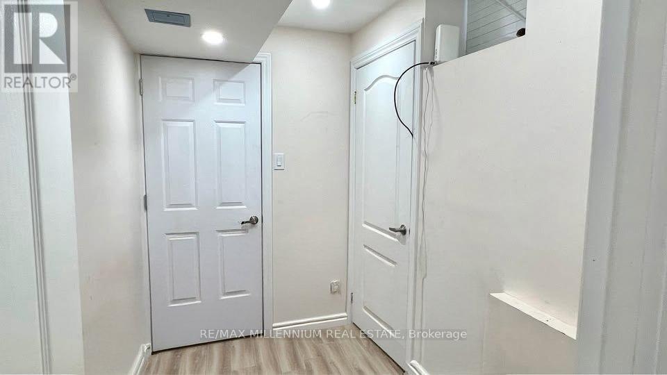 Bsmt - 49 Frenchpark Circle, Brampton, Ontario  L6X 0Y6 - Photo 8 - W12629002