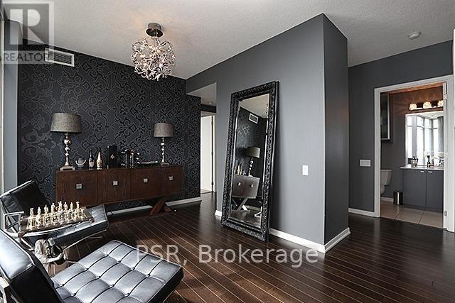 2104 - 103 The Queens Way, Toronto, Ontario  M6S 5B3 - Photo 8 - W12629006