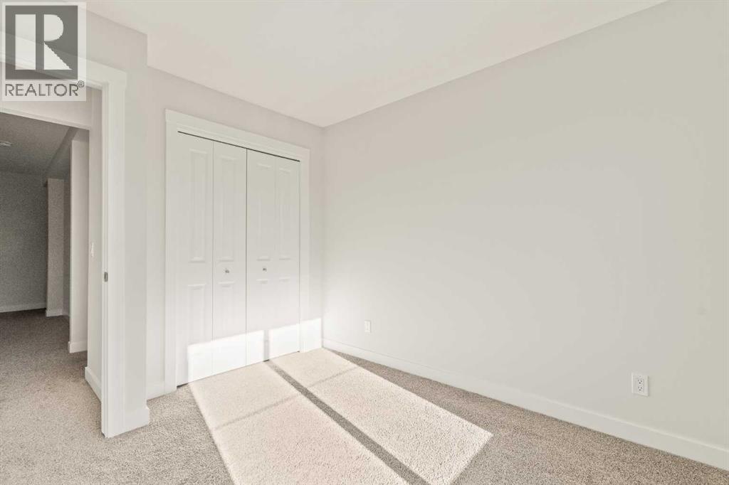 82 Royston Park Nw, Calgary, Alberta  T3L 0M5 - Photo 33 - A2274872