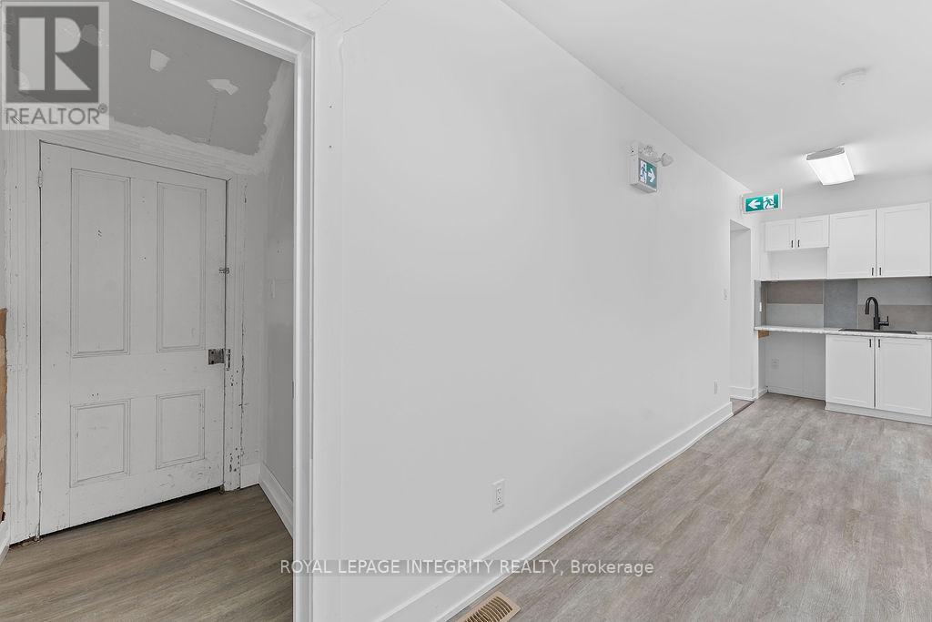 34 Market Street N, Smiths Falls, Ontario K7A 2E6 - Photo 13 - X12629028