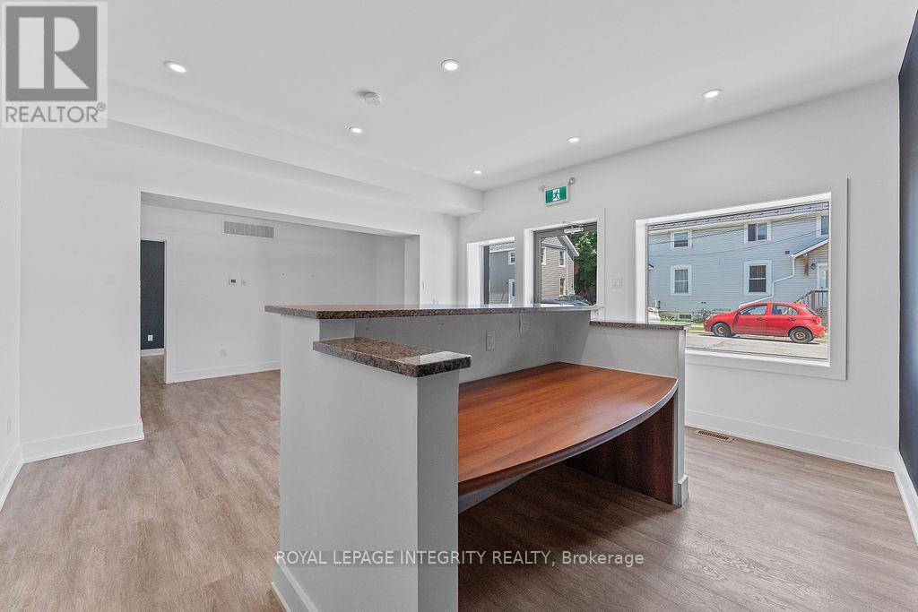 34 Market Street N, Smiths Falls, Ontario K7A 2E6 - Photo 37 - X12629028