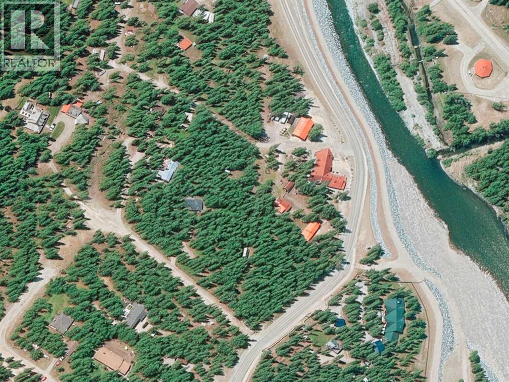 15 Park Point, Bragg Creek, Alberta  T0L 0K0 - Photo 46 - A2270590